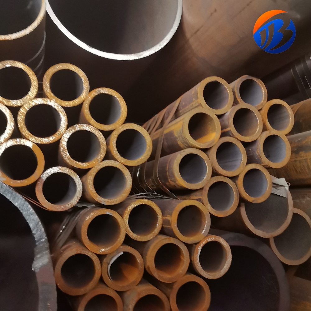ASME SA333 GR.6 High-pressure Boiler Pipe ASME SA333 GR.6 High-pressure Boiler Pipe